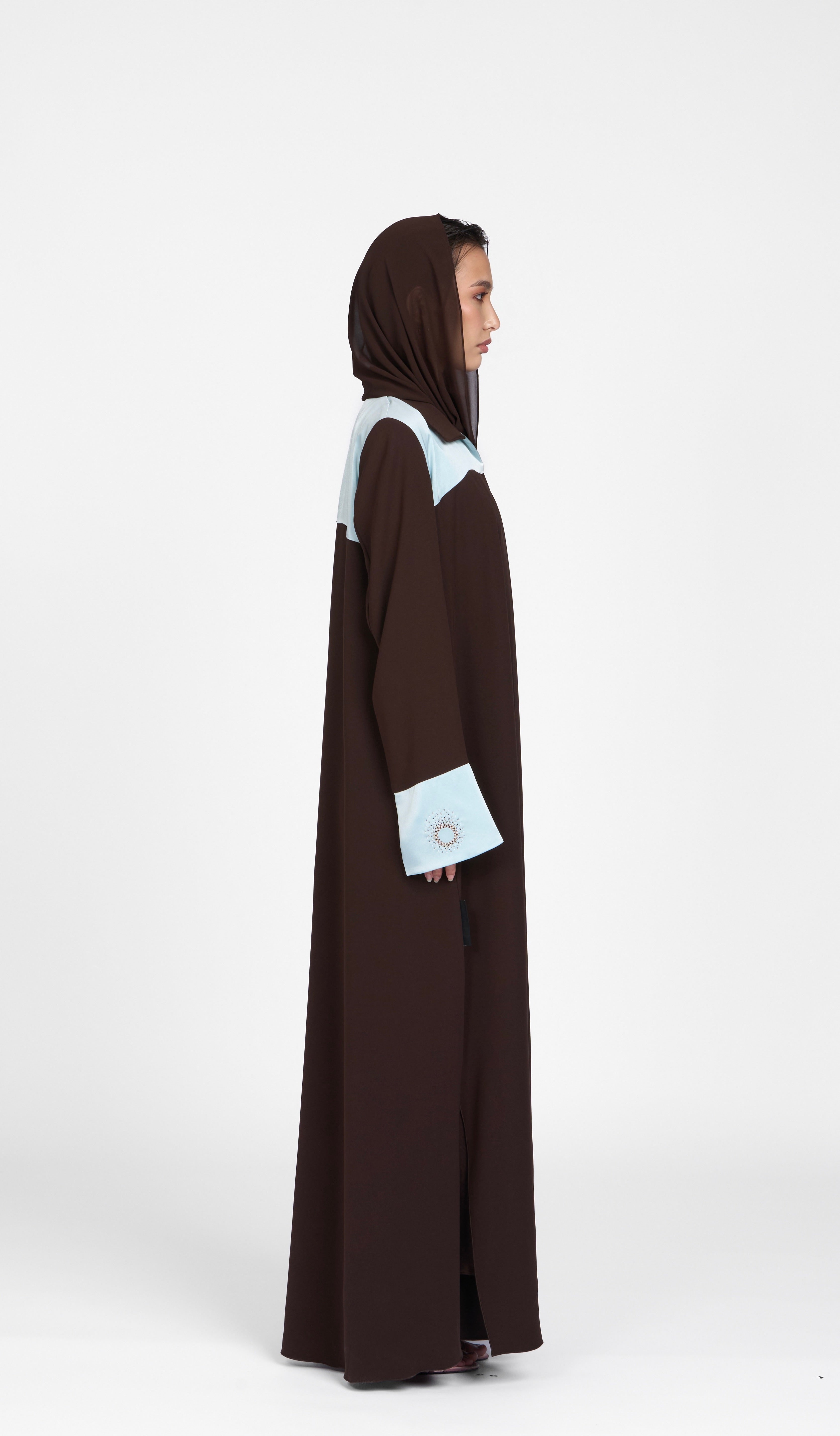 Halo Embroidered Abaya