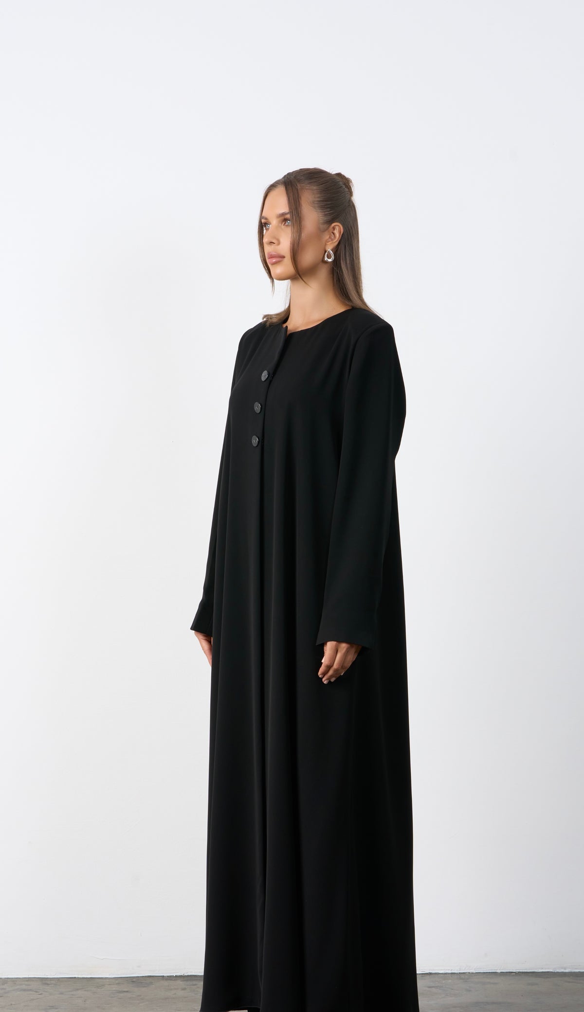 UVA Button Abaya