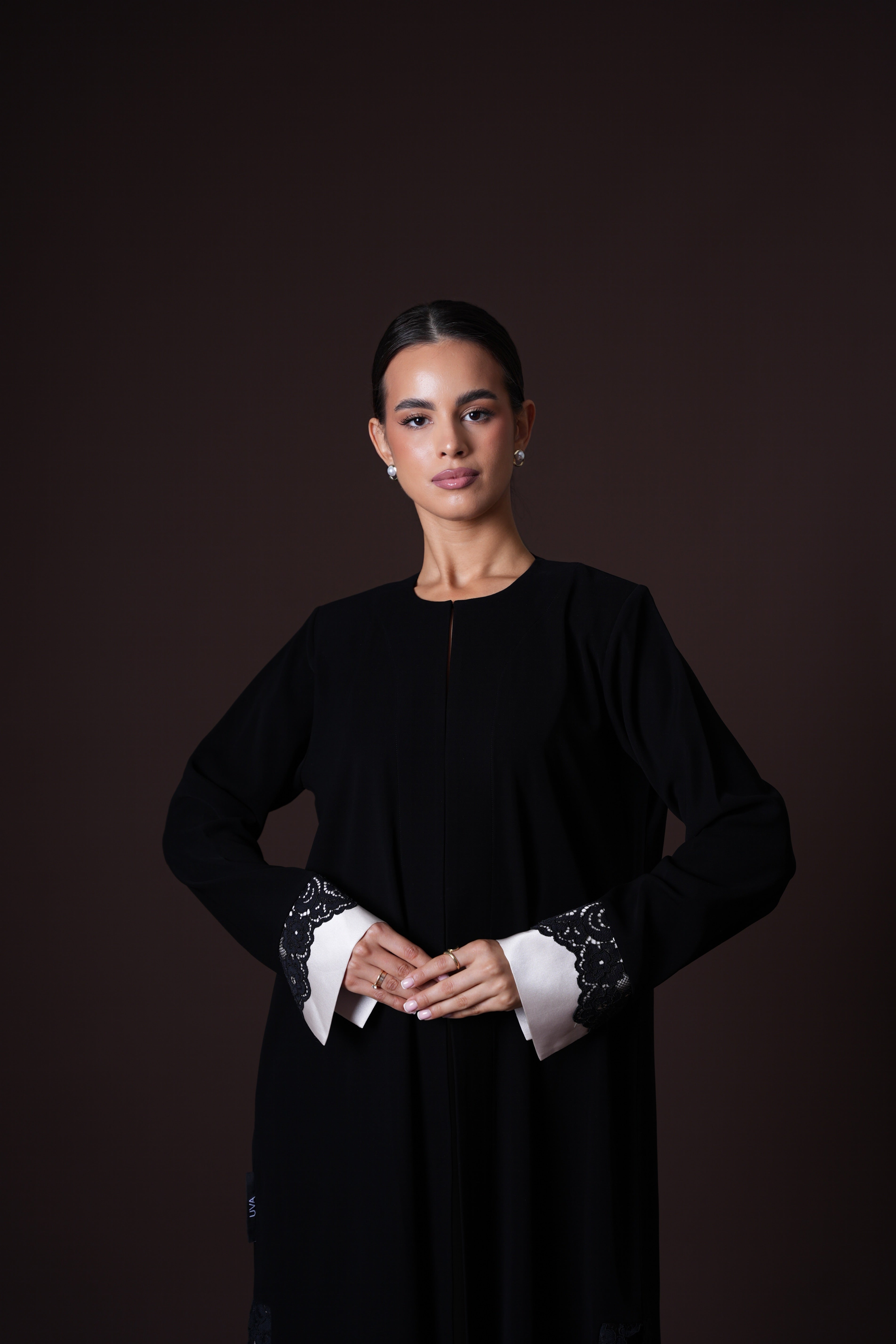 Classic Lace Abaya