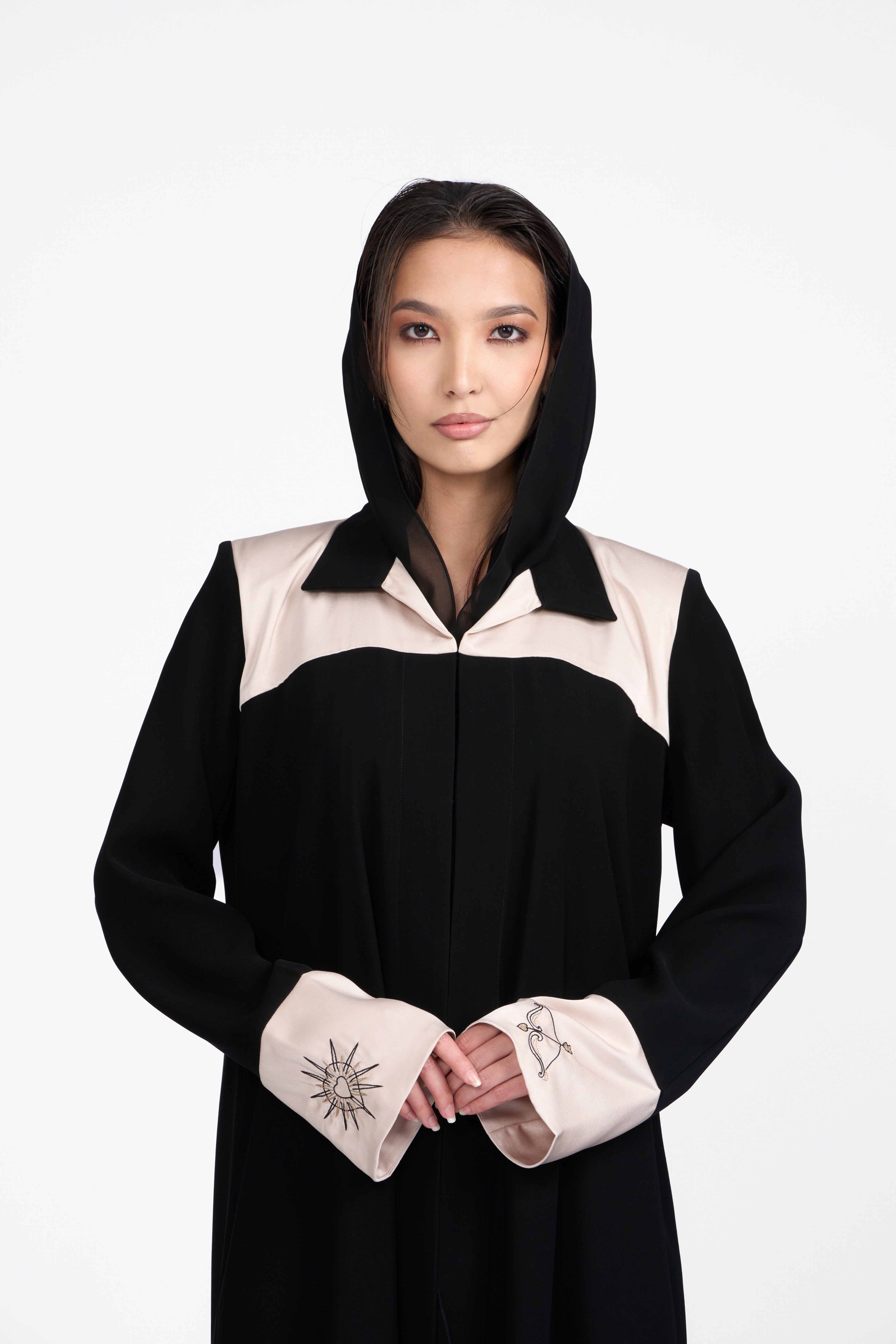 Contrast Heart Abaya